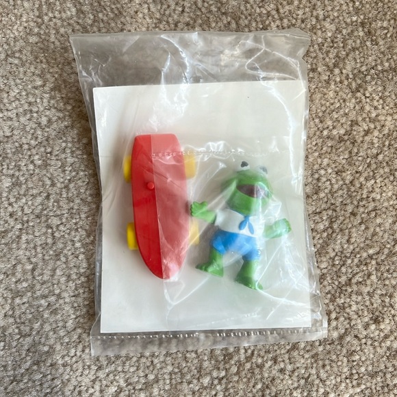 Vintage 1986 Jim Henson’s Muppet Babies Kermit and Piggy Sealed Happy Meal Toys - Picture 5 of 6